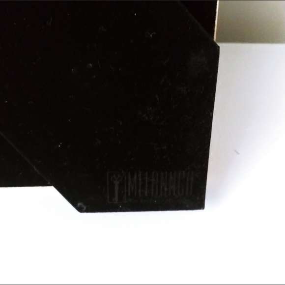 Venice by Melannco Picture Frames Antique Goldleaf Rope Design Matted Frame 8x10 - Picture 6 of 12